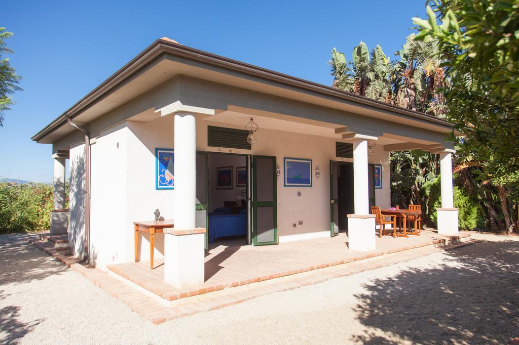 Вілла Rosmarino Park Ito83084B59Cp6Px5J Сант'Агата-ді-Мілітелло Екстер'єр фото